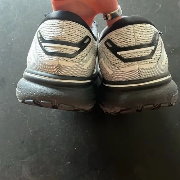 Brooks Men's Ghost 15