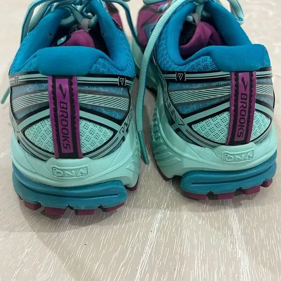 Brooks Ravenna 7 Running Shoe (Women's) 8.5