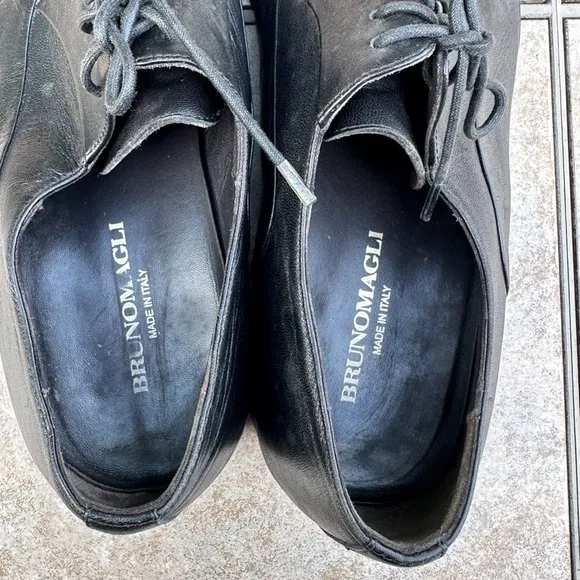Bruno Magli black leather shoes size 12 M