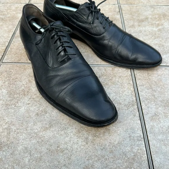 Bruno Magli black leather shoes size 12 M
