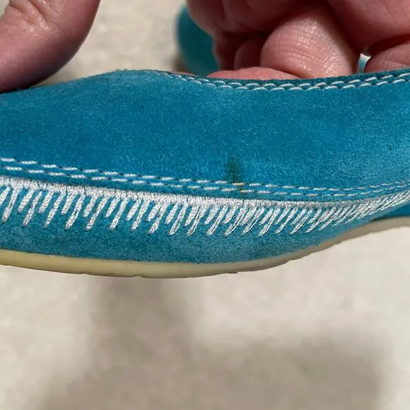 Bruno Magli Suede Skimmer Flats / Tiny Wedge Turquoise Embroidered 6 N