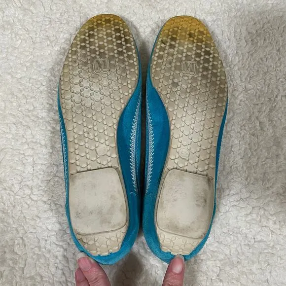 Bruno Magli Suede Skimmer Flats / Tiny Wedge Turquoise Embroidered 6 N