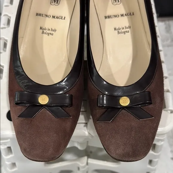 Bruno Magli Women's Pump Brown Cognac Suede Leather Shoes Block Heel Bow Size 8