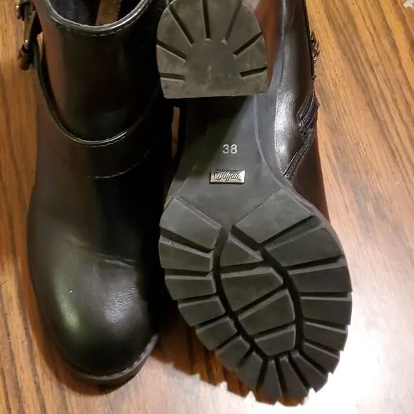 BUFFALO SHOES moto ankle boot size 38