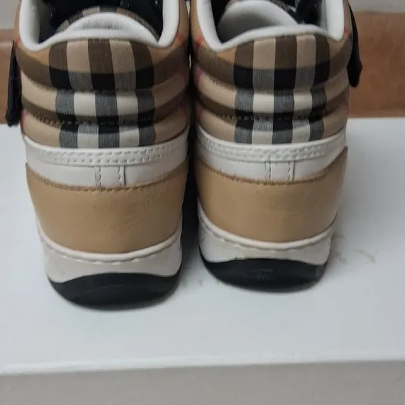 Burberry Kids Black and Tan High-Top Sneakers