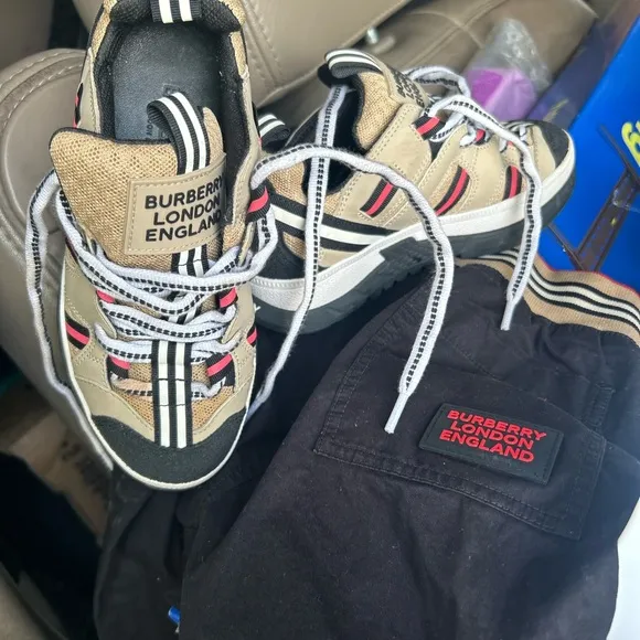 Burberry Kids Sneakers and pants Set