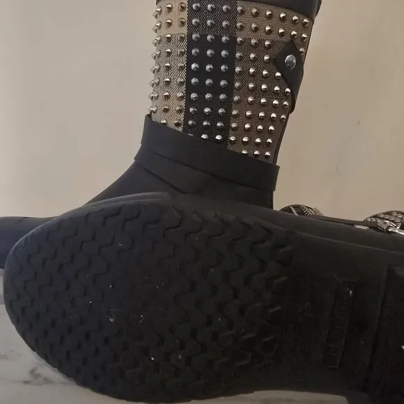 Burberry Rain Boots with studs