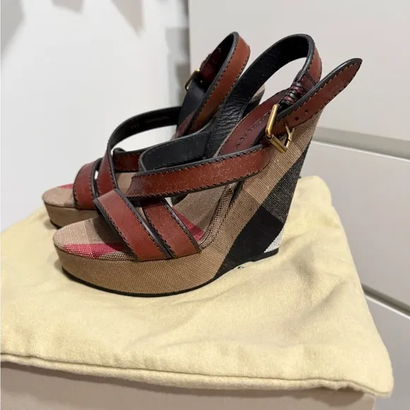 Burberry Women's Brown and Black Wedge Sandals