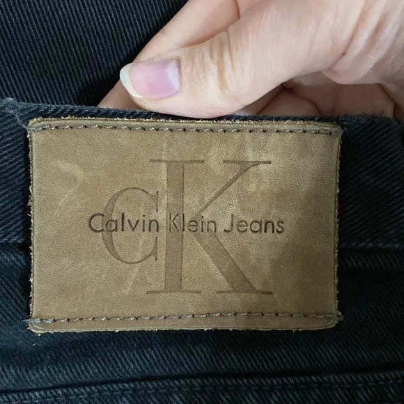 Calvin Klein vintage black high rise mom jeans size 10