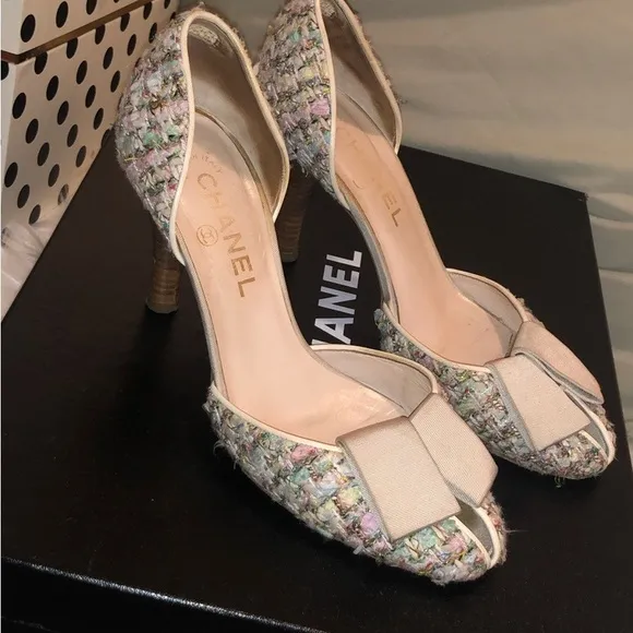 Chanel Women's Cream Tweed Peep-Toe Heels 37.5 7 1/2