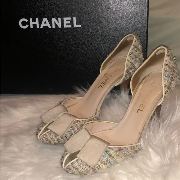 Chanel Women's Cream Tweed Peep-Toe Heels 37.5 7 1/2