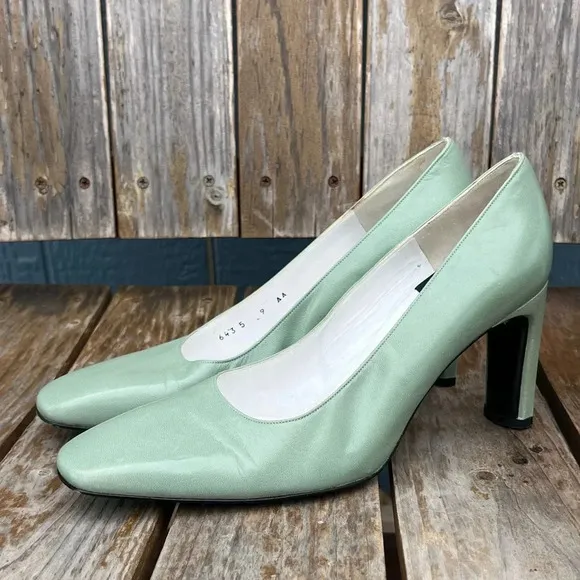 Charles Jourdan Seafoam Green Chunky Block Heel Pumps Shoes High Heels Sz 9 Rare
