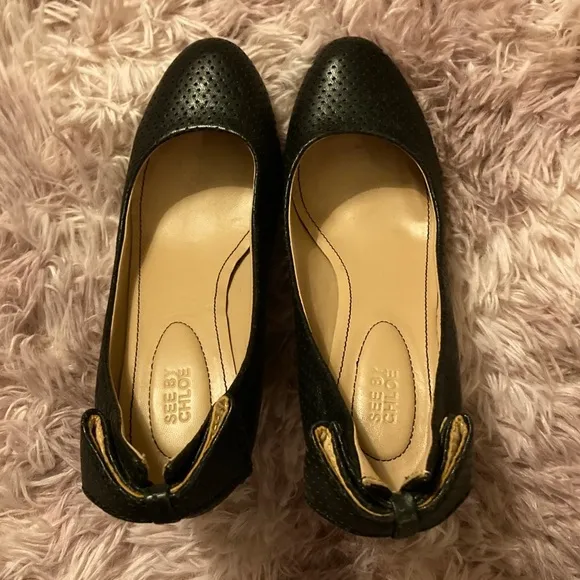 Chloe Black Leather Bow wedges size 6.5 brand new