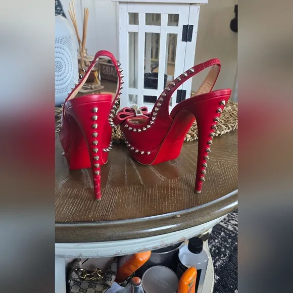 Christian Loubouitin Spike