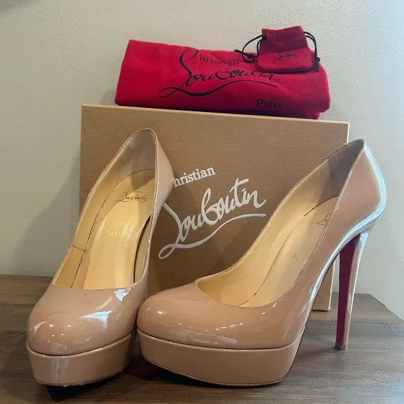 Christian Louboutin Bianca 140 Patent Calf pumps 39
