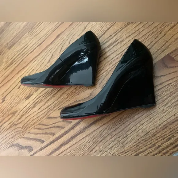 Christian LouBoutin Paris black patent leather wedge heels women’s 7.5 38 shoes