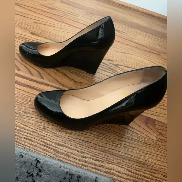 Christian LouBoutin Paris black patent leather wedge heels women’s 7.5 38 shoes
