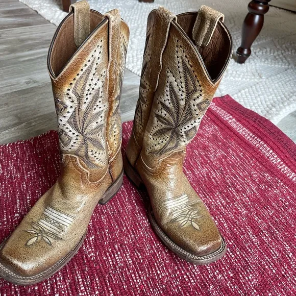 Circle G cowgirl boots