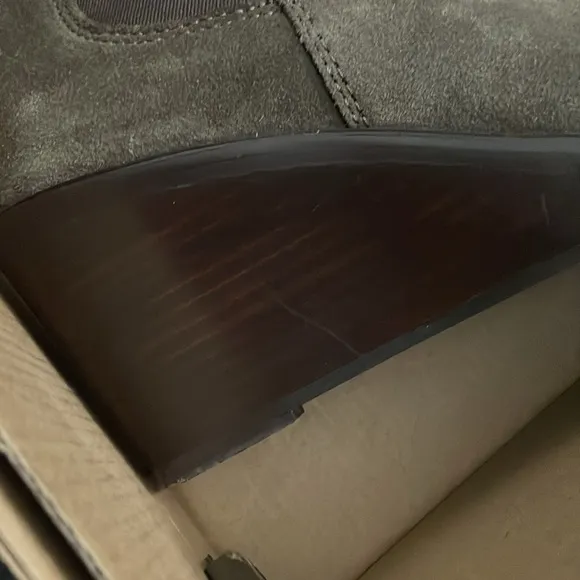 Clarks Clarkdale 2 Top Olive Green Suede Heeled Wedge Booties