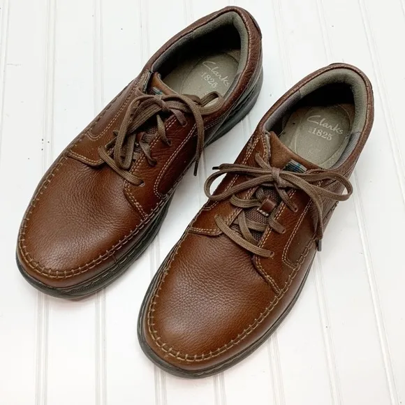 Clarks Max Cushion brown leather shoes