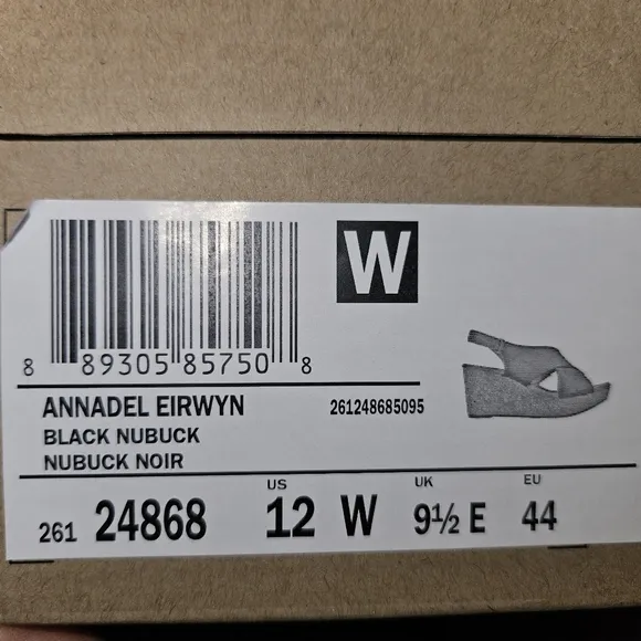 Clarks Women's 11 Wide Leather Annadel Eirwyn Black Nubuck Wedge Sandals