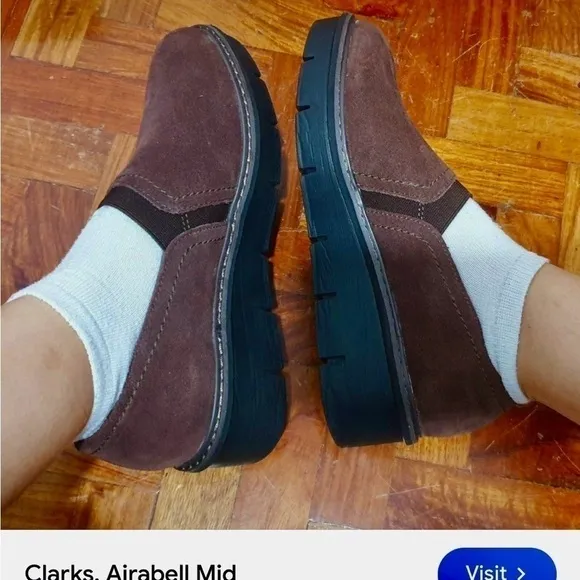 Clarks Women’s Collections Airabell Mid Shoe Brown, size11
