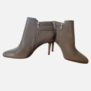 Coach Daphney Heeled Leather Booties Women's Size 9 B