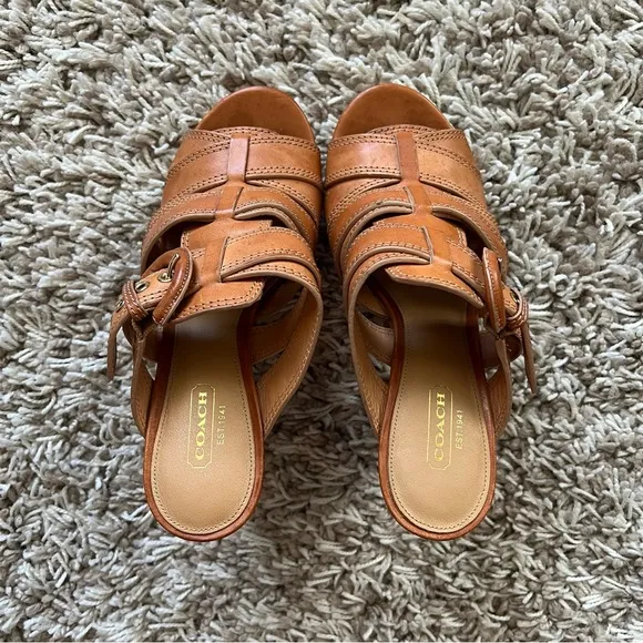 Coach - Paddy Leather Platform Sandals - Tan