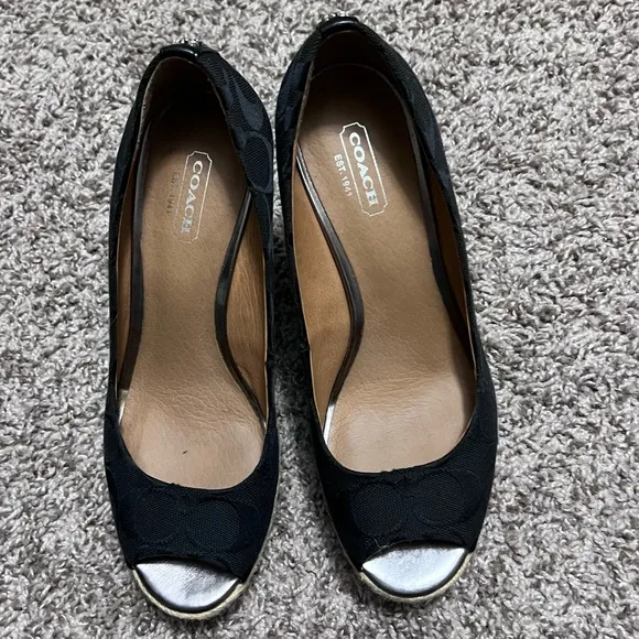 COACH~Black Signature Logo High Wedge Peep Toe Shoes, Size 7 B, EUC!