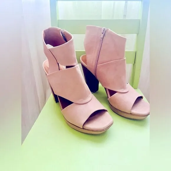 COCLICO Open toe leather Fabiano heels!  Brand new condition!  NWOT
