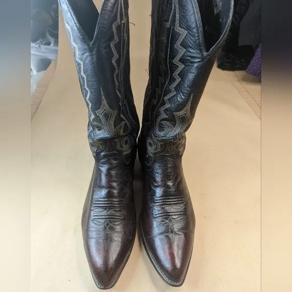 Code West boots men's sz 8.5D black cherry leather cowboy Western boots