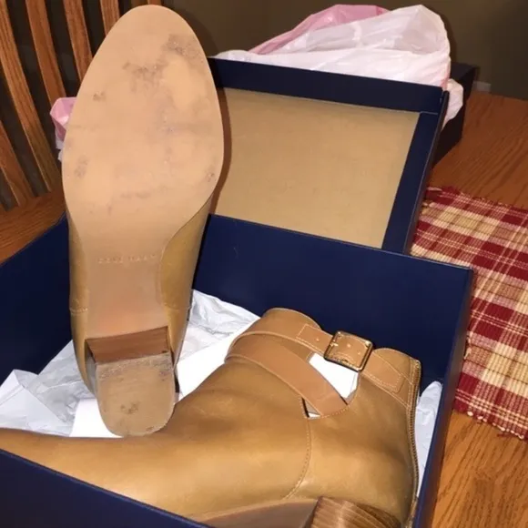 Cole Haan Boots size 8.5