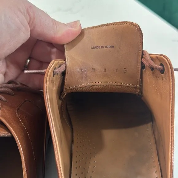 Cole Haan men’s loafer dress shoes.  Brown, men’s size 8.