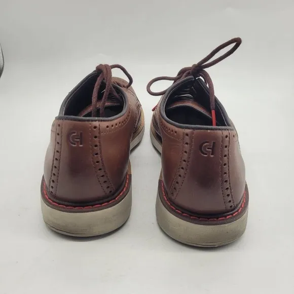 Cole Haan Men's sz 9 M Go-To Wingtip Oxford lace up shoes C35085 brown leather