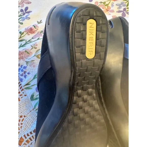Cole Haan Nike Air Black Suede Leather Clogs size 11