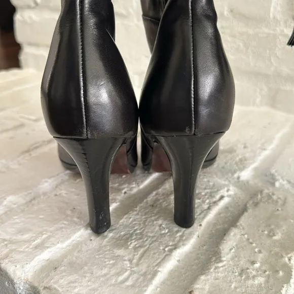 Cole Haan Nike Air Tall Leather Heeled Boot w/ Tassel Size 8B