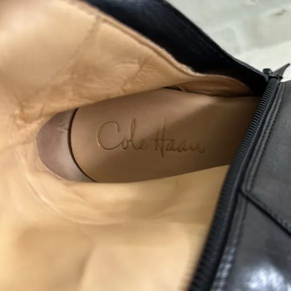 Cole Haan Nike Air Tall Leather Heeled Boot w/ Tassel Size 8B