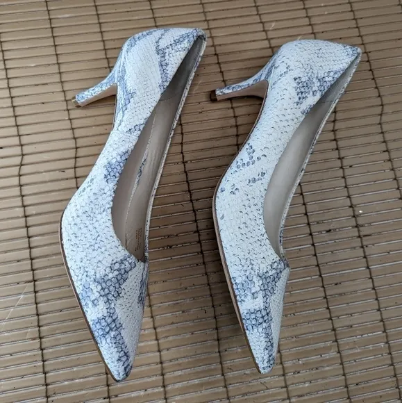Cole Haan Womens Vesta Leather Snake Print Pointed Toe 3&quot; Heels Shoes . Sz 9.5B.