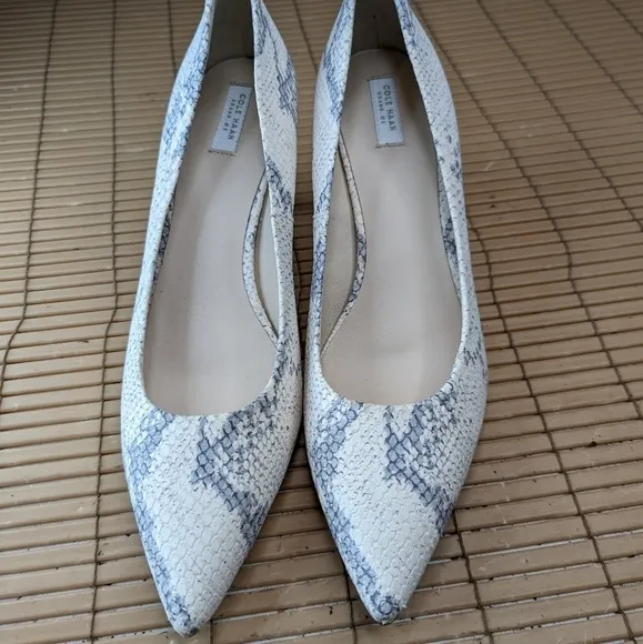 Cole Haan Womens Vesta Leather Snake Print Pointed Toe 3&quot; Heels Shoes . Sz 9.5B.