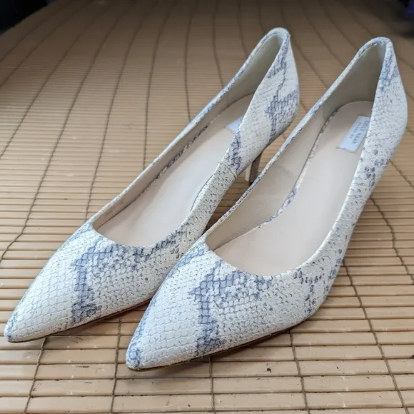 Cole Haan Womens Vesta Leather Snake Print Pointed Toe 3&quot; Heels Shoes . Sz 9.5B.