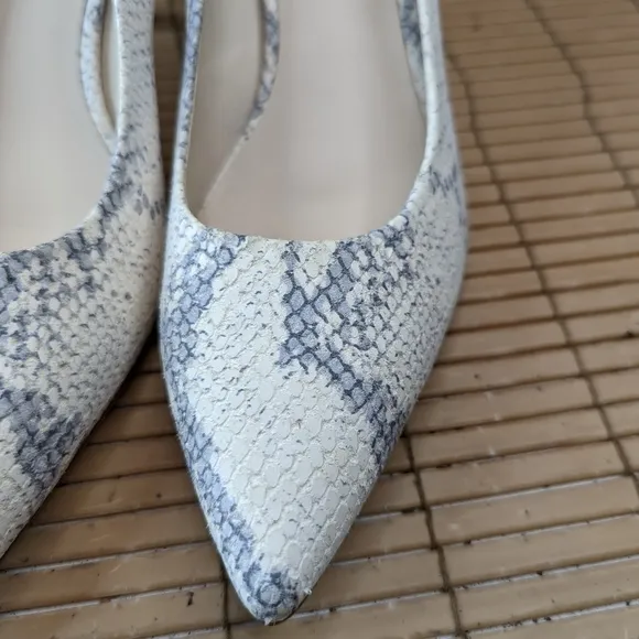 Cole Haan Womens Vesta Leather Snake Print Pointed Toe 3&quot; Heels Shoes . Sz 9.5B.
