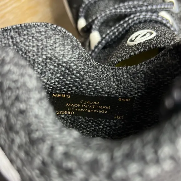 COLE HAAN Zerogrand Overtake Lite Runner Black Knit/Optic White Sneaker 9.5