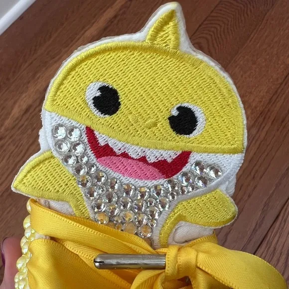 Converse Baby Shark Sneakers Rhinestone‎ Embellished Shoes Yellow Size 8