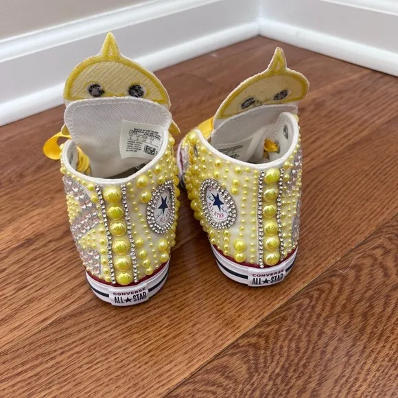 Converse Baby Shark Sneakers Rhinestone‎ Embellished Shoes Yellow Size 8