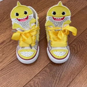 Converse Baby Shark Sneakers Rhinestone‎ Embellished Shoes Yellow Size 8