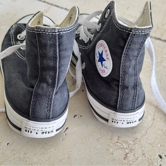 Converse High Top Kids Shoes, Size 1, Black