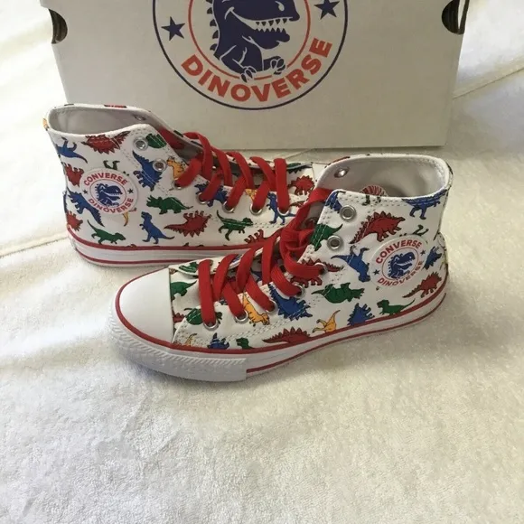 Converse Kids' Chuck Taylor  Dinoverse shoes nwb