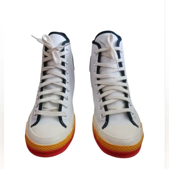 Converse Roswell Chuck 70 White High-Top Sneakers with Orange Accents Sz 7