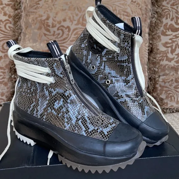 Converse Run Star Hike Hi Snakeskin WMNS