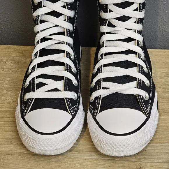 Converse Shoes Womens Size 6 Knee High Chuck Taylor All Star XXHi Top Tall Boots